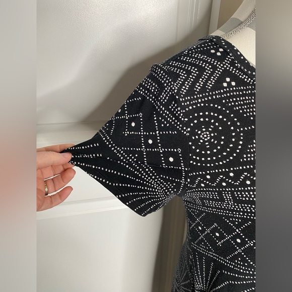 LuLaRoe XS Black & White Dress - Picture 2 of 7